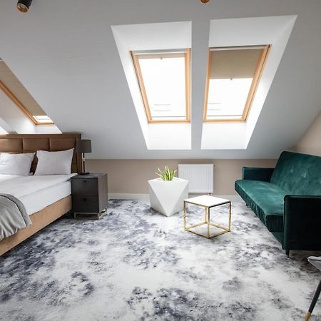 4Wings Apartments Krasków Εξωτερικό φωτογραφία